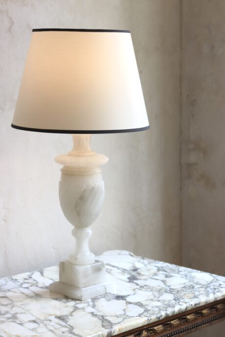 dealeuse-boutique-decoration-vintage-lampe-luminaire-marbre-albatre-ancien