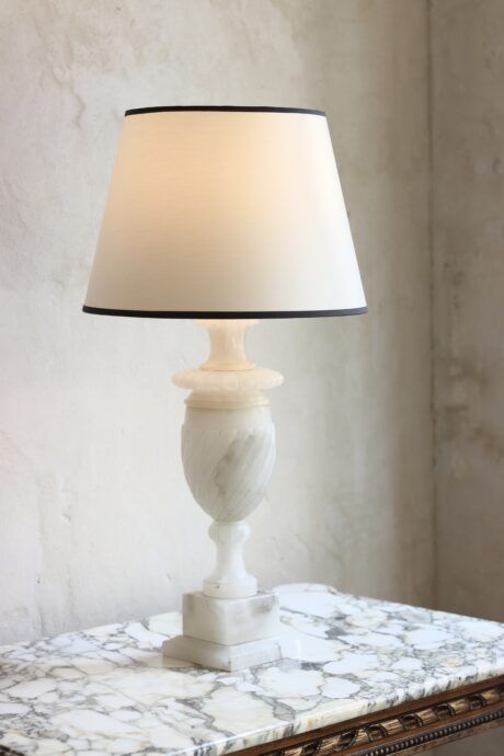 dealeuse-boutique-decoration-vintage-lampe-luminaire-marbre-albatre-ancien