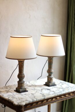 dealeuse-boutique-decoration-vintage-ancien-paris-luminaire-luminaires-lampe-balustre-bois-patine-ancienne