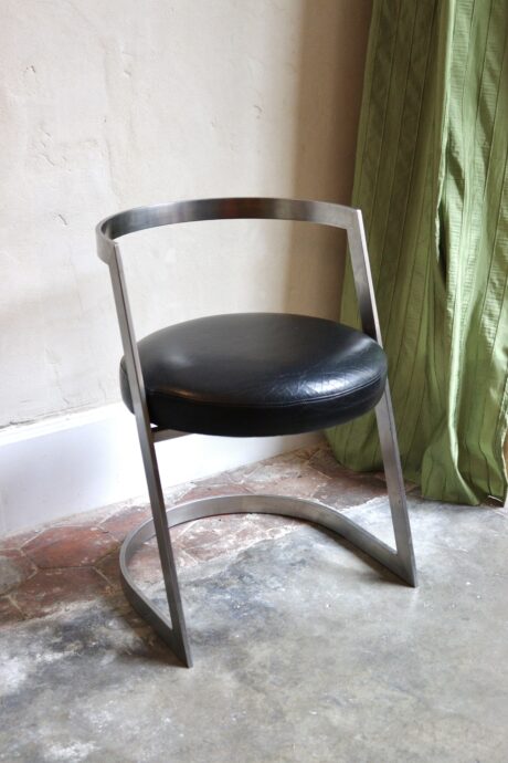 dealeuse-boutique-decoration-vintage-ancien-paris-brocante-paire-chaise-chaises-acier-chromé-mario-sabot-willy-rizzo-baumann-halfa