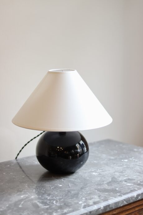 dealeuse-boutique-decoration-mobilier-luminaires-luminaire-lampes-lampe-boule-noir-noire-creation-abat-jour-sur-mesure